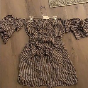 Off the shoulder dress (brand new)
